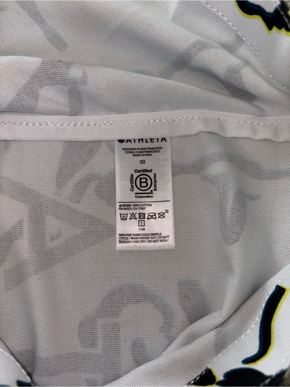 Athleta White Tote with Black & Yellow Abstract Print - Picture 6 of 6